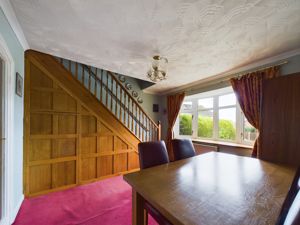Dining- click for photo gallery